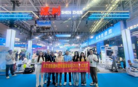 龙舟世界冠军、中国龙舟女队队长蔡欣桐成为银龄时代首位品牌代言人