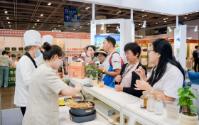 贵旅集团亮相香港美食博览，“黔货出海”迈出坚实一步